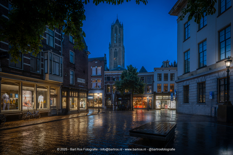 De dom van Utrecht tijdens regenbui.