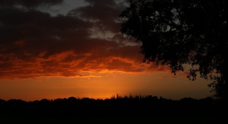 Het moment voor zonsondergang