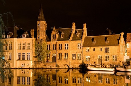 Brugge bij avond.