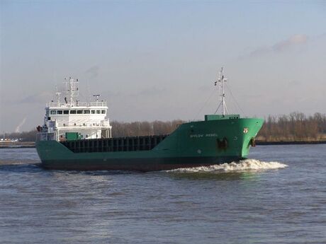 Scheepvaart op de Oude Maas