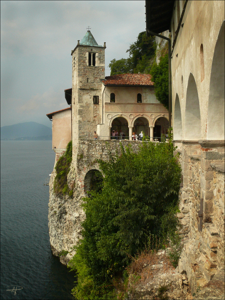 Santa Catarina del Sasso Ballaro