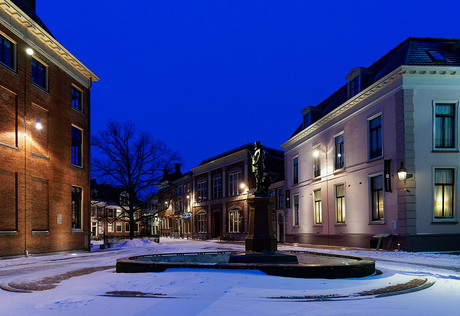 Us Heit in de sneeuw