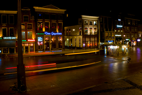 Bus by night