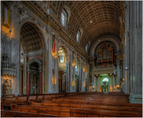 HDR.Basiliek Oudenbosch (3)