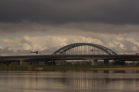 oude en nieuwe Viaansebrug