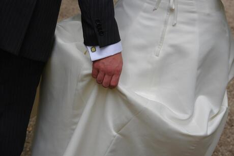 Liefde is elkaar de helpende hand toesteken