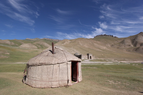 Yurt met caravanserai