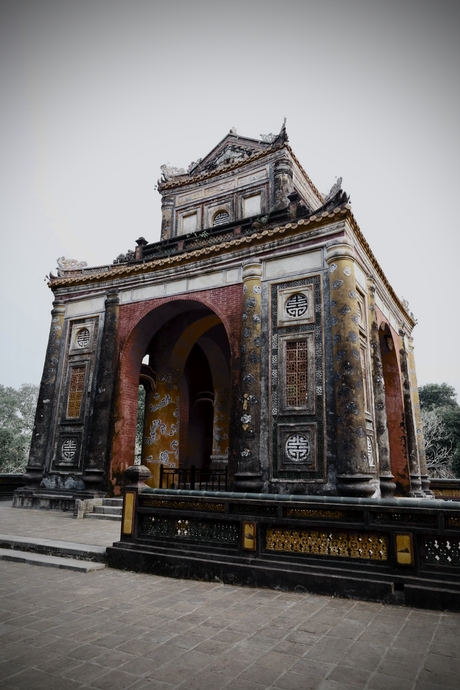 Bi Dinh, Lang Tu Doc, Hue 