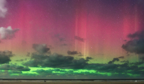 Groot Aurora/Noorderlicht en kleine mensen..