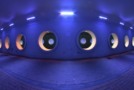 Stationstunnel (Fisheye). 
