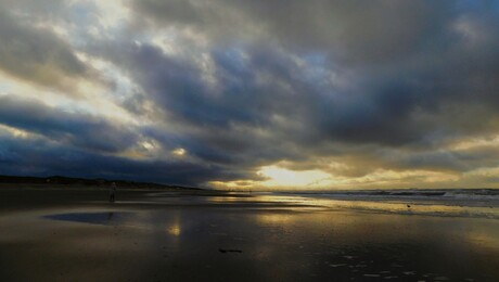 Lichten  aan het strand