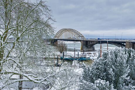 Waalbrug, Nijmegen