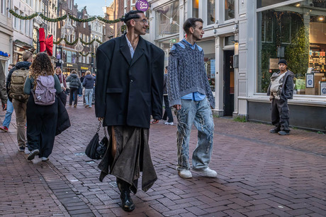 Paradijsvogels kleuren de stad