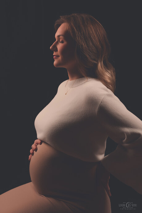 Pregnant & powerful