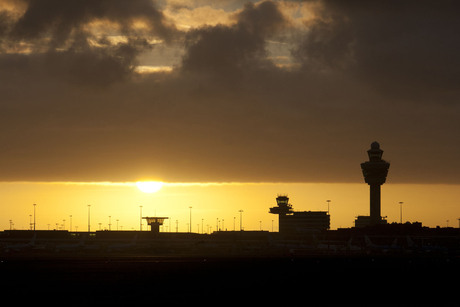 Zonsondergang Schiphol