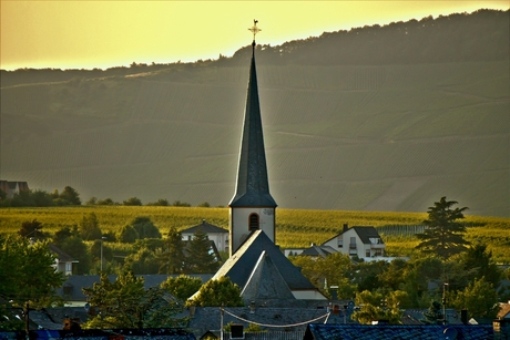 Leiwen Kerk.jpg