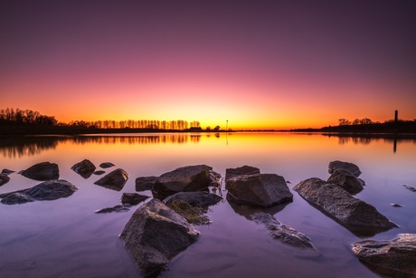 Zonsondergang aan de Rijn