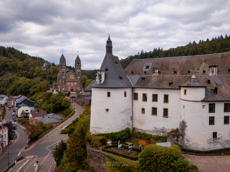 Kerk van de Heiligen Cosmas en Damianus & Het slot