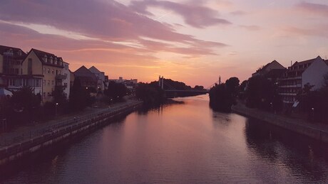 Uitzicht vanaf de Kettenbrücke in Bamberg (Duitsland)