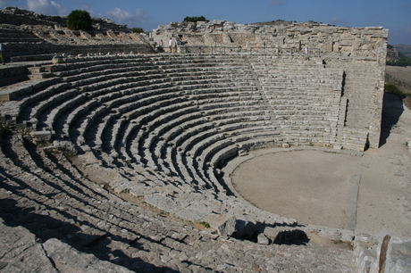 Segesta (theater)