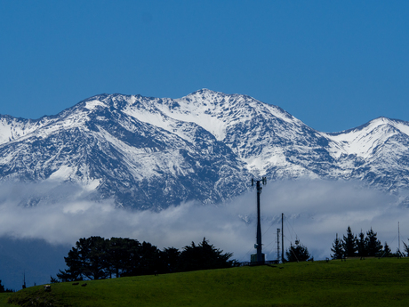 Snowy Mountain in de lente