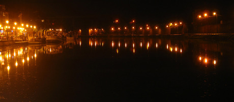 De Maas by night