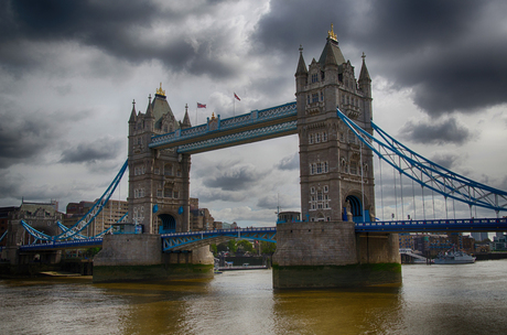 Tower Bridge HDR