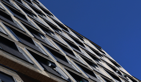 Fotodagje met Bob Oudmaijer in Utrecht. Nieuwbouw voor starters en studenten. Deze nieuwbouw heet The Cubes en staat bij winkelcentrum Overvecht.