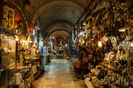Markt in de catacomben van Izmir