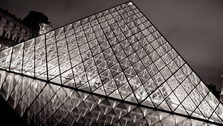 Louvre by night 2