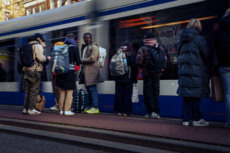 Tussen Stilstand en Stroming