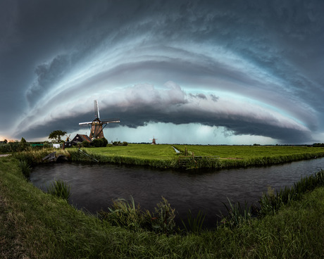 Shelfcloud incoming