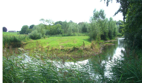 landje onder aan de dijk