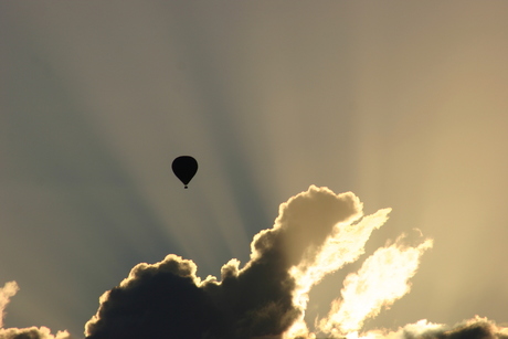 ballon in avondlicht