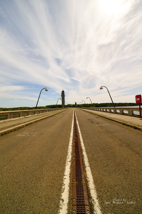 De Stuwdam Van La Plate Taille