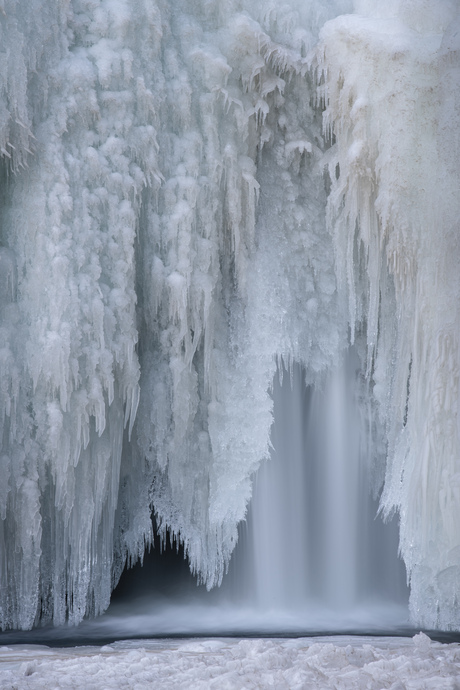 Bevroren waterval