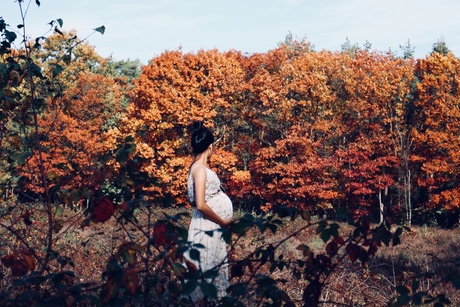 Autumn pregnancy shoot