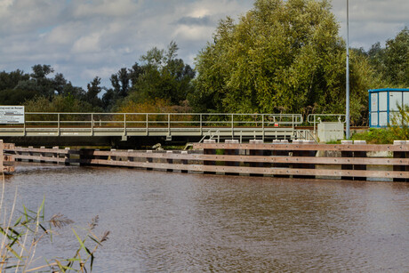 rensel bij de spoorbrug 