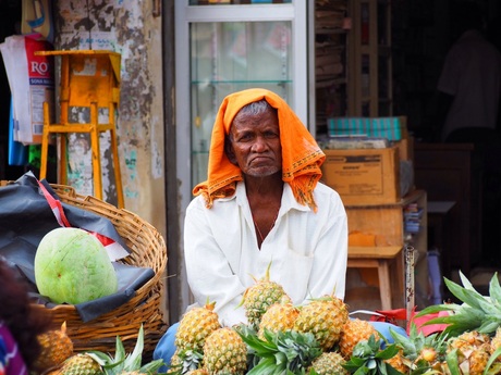 Marktkoopman Mysore (India 2014)