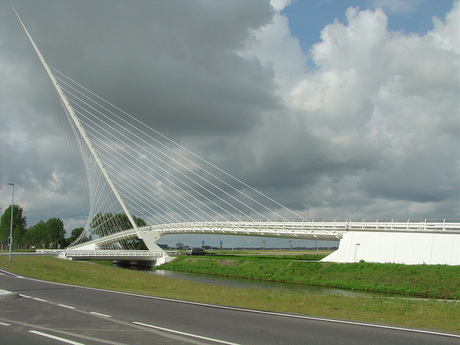 Calatrava: 2e brug bij Hoofdsorp