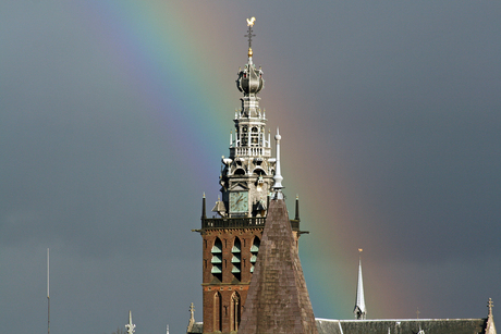 St. Stevenstoren bij daglicht