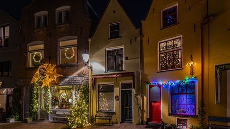 Gezellig straatje in kerstsfeer 