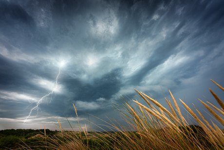 Onweer boven Wassenaarseslag