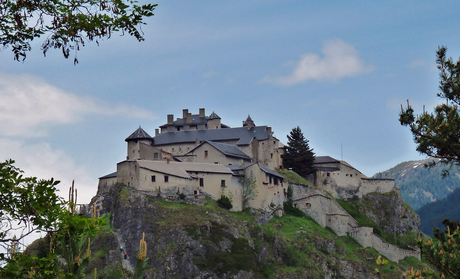 Chateau Queyras in de  Queyras   fr