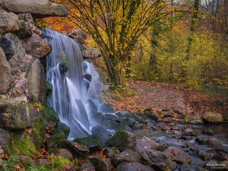 De waterval in Park Sonsbeek.