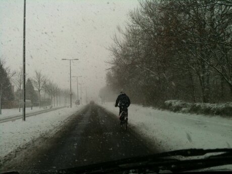 Hoe sterk is de eenzame fietser