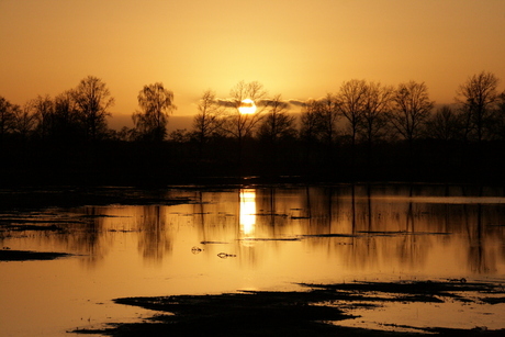 Zonsondergang Elsenerveen