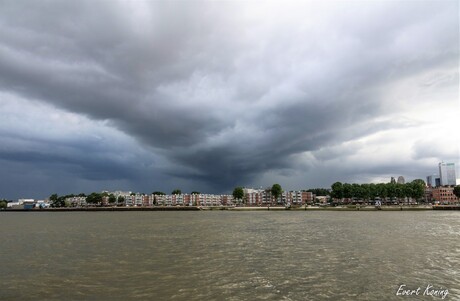 Wolken boven Rotterdam