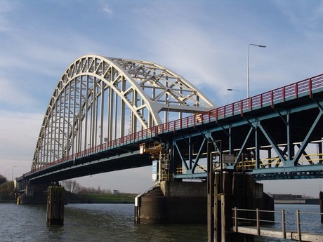 Brug over de Noord