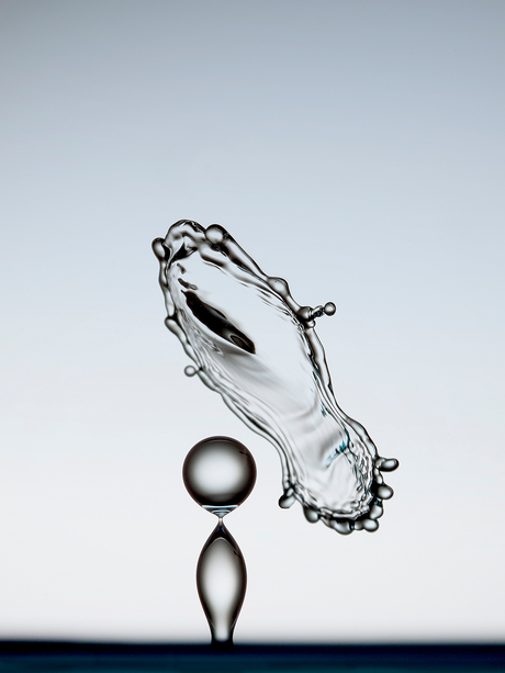 Liquid drop art